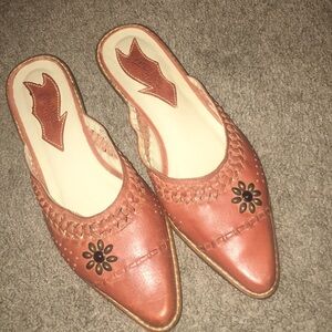 Luna Rosa by Pazzo Actuate Brown Leather Mule